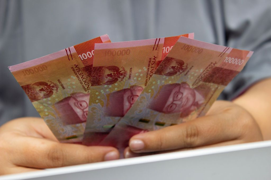 Terus Melemah Rupiah Sentuh Rp16.236 per Dolar&nbsp;AS