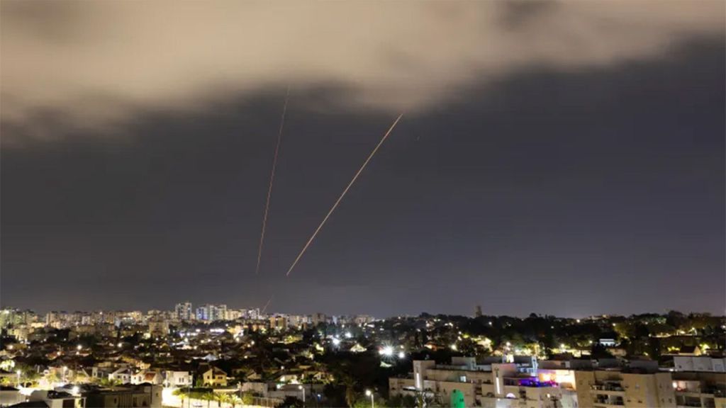 Serangan Bersejarah Iran ke Israel dalam Pertimbangan Politik, Militer dan&nbsp;Ekonomi