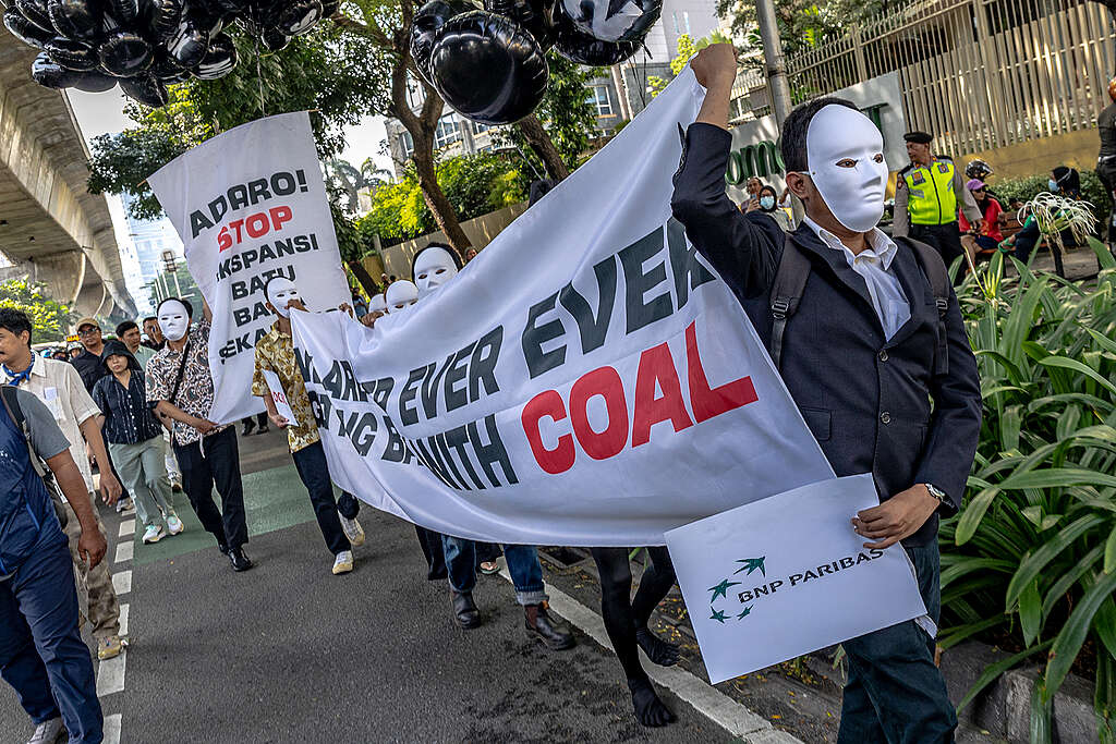 Pembagian Dividen Adaro Diwarnai Protes Warga Sipil