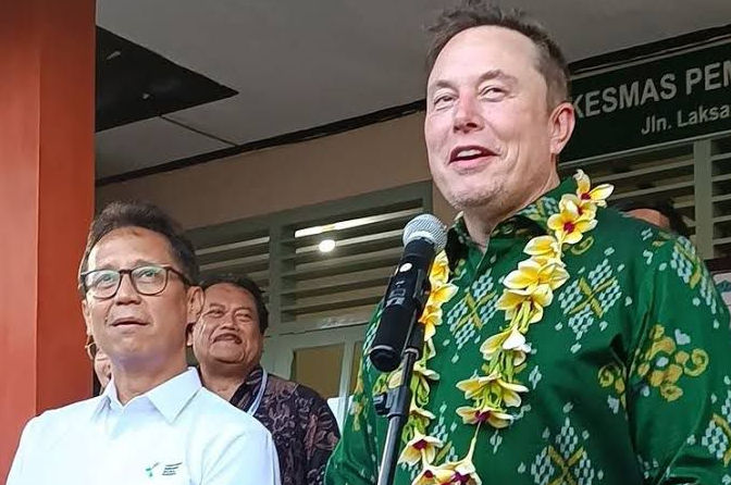 Makna Filosofi Batik Bomba yang Dikenakan Elon Musk di WWF&nbsp;2024