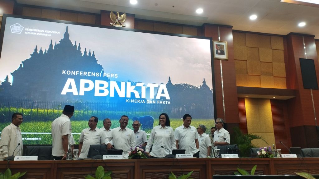 Cukai Rokok Batal Naik di 2025, Harga Eceran Terancam
